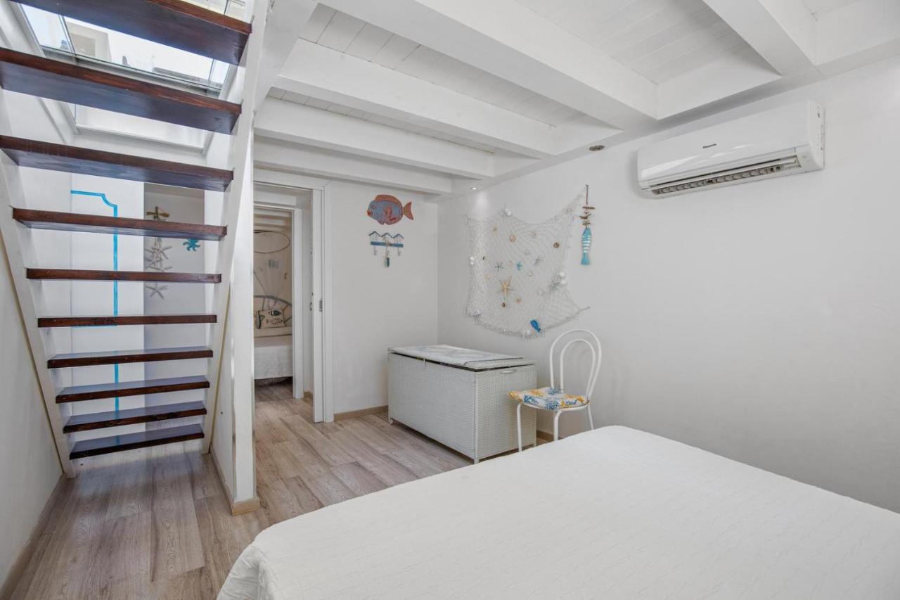 Giglio Apartment Vista Mare E Parcheggio Privato Porto Rotondo Exterior foto
